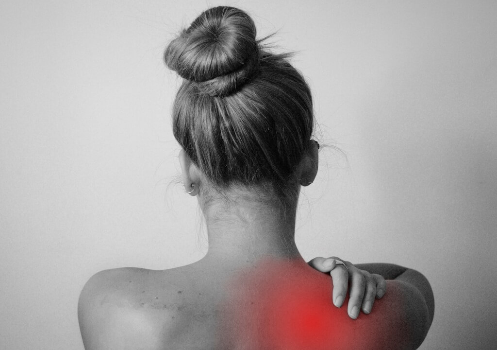 douleurs femme psoriasis et spondylarthrite